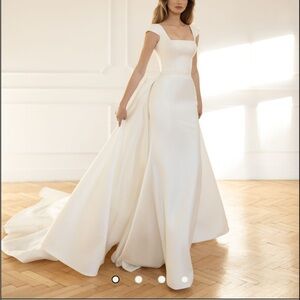 Eva Lendel Ortis Gown & Jess Overskirt